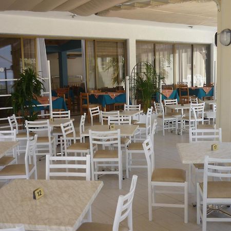 Penelope Beach Hotel Apts Protaras Bagian luar foto