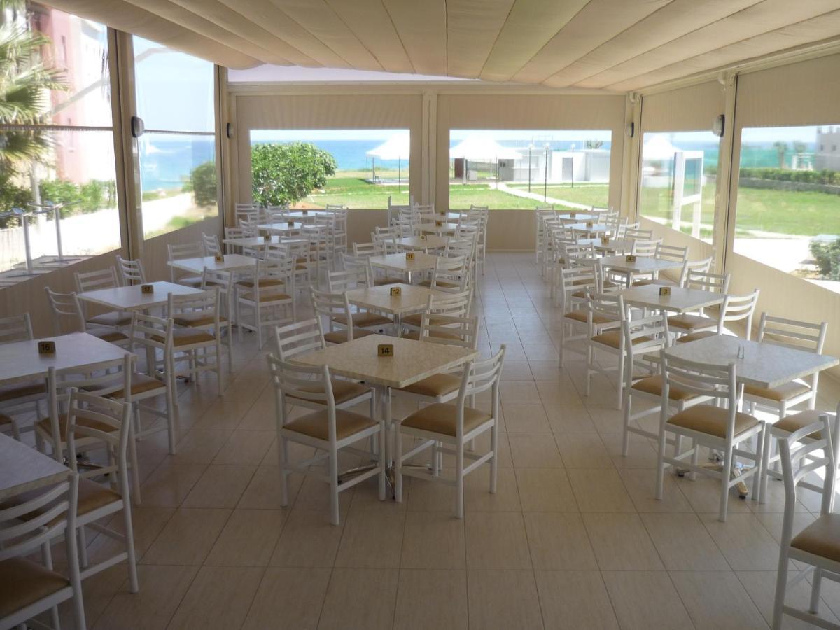 Penelope Beach Hotel Apts Protaras Bagian luar foto